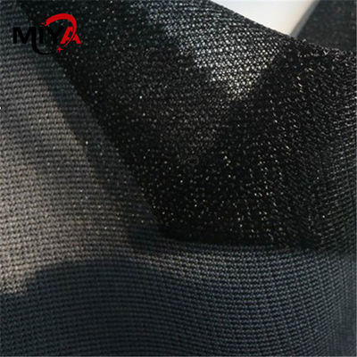 Weißes/schwarzes schmelzbares zwischenzeilig schreibendes Polyester 30gsm für Kleidung und Kleider